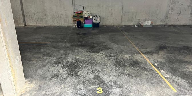 Garage te huur in Spoorwegstraat 19 bus Stpl 3, 9940 Evergem