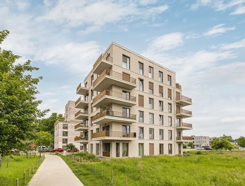                                         Immeuble d'appartements à vendre à Deurne, € 285.000
