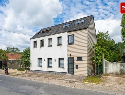                                         Woning te koop in Lokeren, € 349.000
