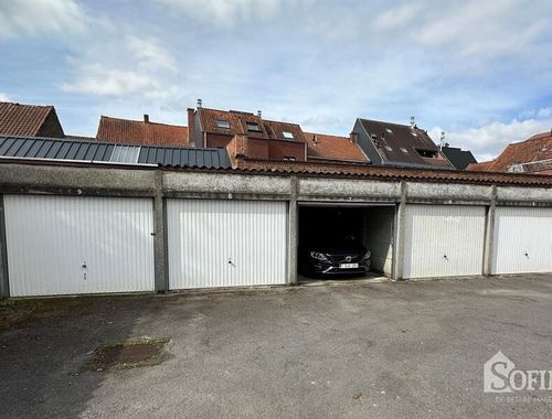                                         Box à vendre à Roeselare, € 24.000
