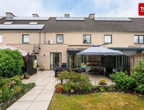                                         Woning te koop in Eeklo, € 379.000
