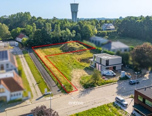                                        Grond te koop in Merelbeke, € 425.000
