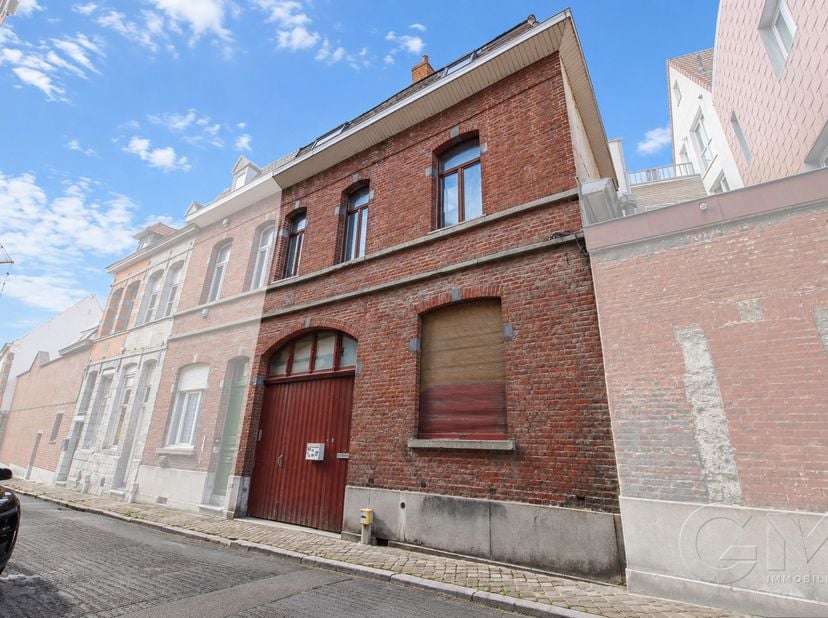 Huis te koop in ,
                    7500 Tournai