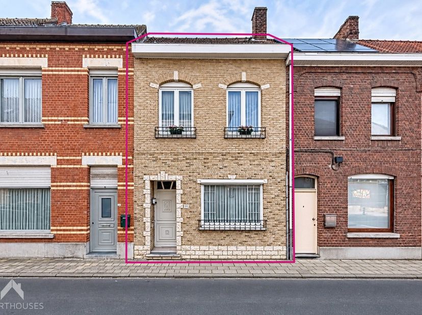 Huis te koop in Deerlijkstraat 15,
                    8550 Zwevegem