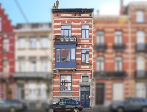                                         Appartementsgebouw te koop in Anderlecht, € 650.000
