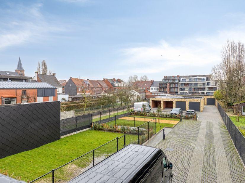 - Individuele garages te koop in nieuwbouwproject 'Scarpato' in centrum Kortemark -<br />
<br />
De naam&amp;nbsp;'Scarpato' is een&amp;nbsp;samenvoeging&amp;nbsp