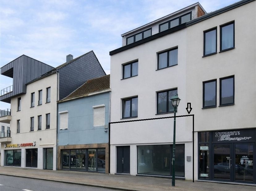 Bien professionnel à vendre
                    à 3970 Leopoldsburg