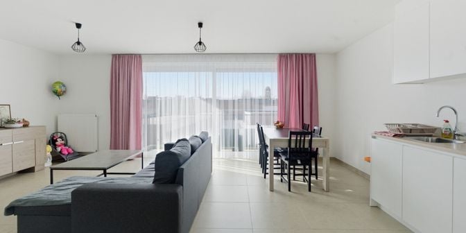 Appartement te koop in Burgemeester Vandenbogaerdelaan 44 bus 104, 8870 Izegem