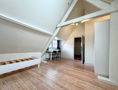                                         Kot-Kamer te huur in Kortrijk, € 460
