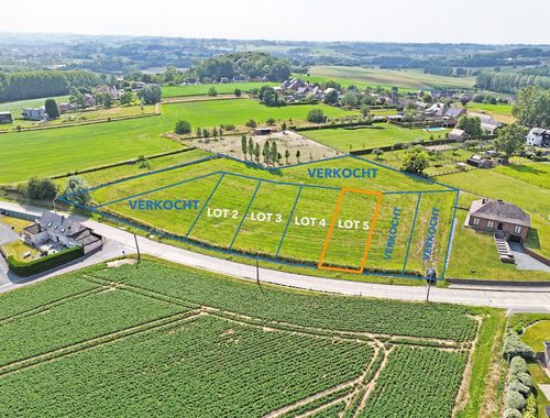                                         Bouwgrond te koop in Zottegem, € 135.000
