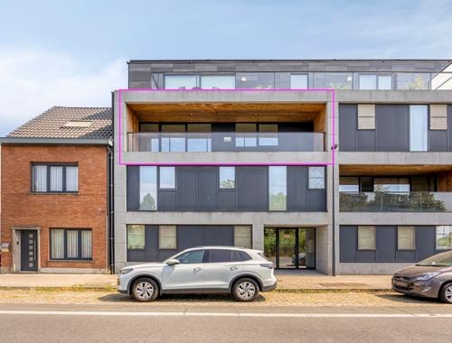                                         Appartement te koop in Sint-Amandsberg, € 419.000
