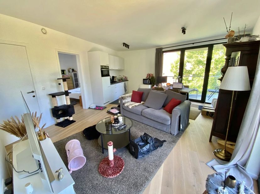 Goed gepresenteerd door Alexandra Dewitte Tel: 0473/84.61.61 of alexandra.dewitte@victoire.be<br />
Exclusief  Victoire-Junot biedt u in Woluwe-Saint-