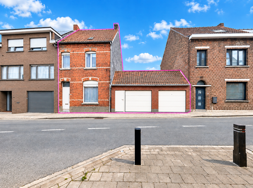 Maison à vendre à Larstraat 107,
                    8930 Lauwe