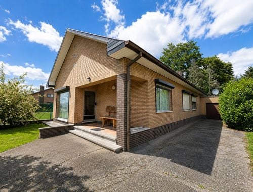                                         Bungalow te koop in Zonhoven, € 289.000
