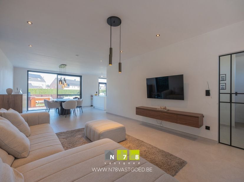 Maison à vendre
                    à 3680 Neeroeteren