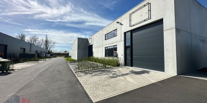 Bien professionnel à vendre à Reynaertstraat 2 boîte A1, 8570 Vichte
