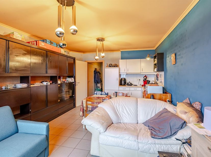Volledig verhuurd opbrengsteigendom bestaande uit drie appartementen. Dit gebouw vormt een interessante investering dankzij de stabiele huuropbrengst,