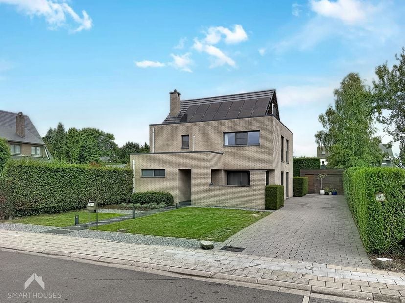 Huis te koop in Rietbeemdstraat 13,
                    3600 Genk