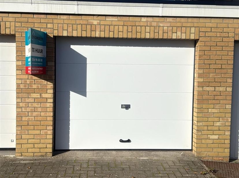 Garage te huur in Kuipersstraat,
                    8800 Roeselare