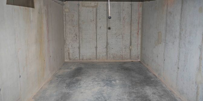 Garage te huur in Jules Peurquaetstraat 32, 8400 Oostende