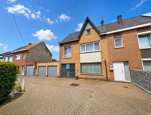                                         Woning te koop in Assenede, € 329.000
