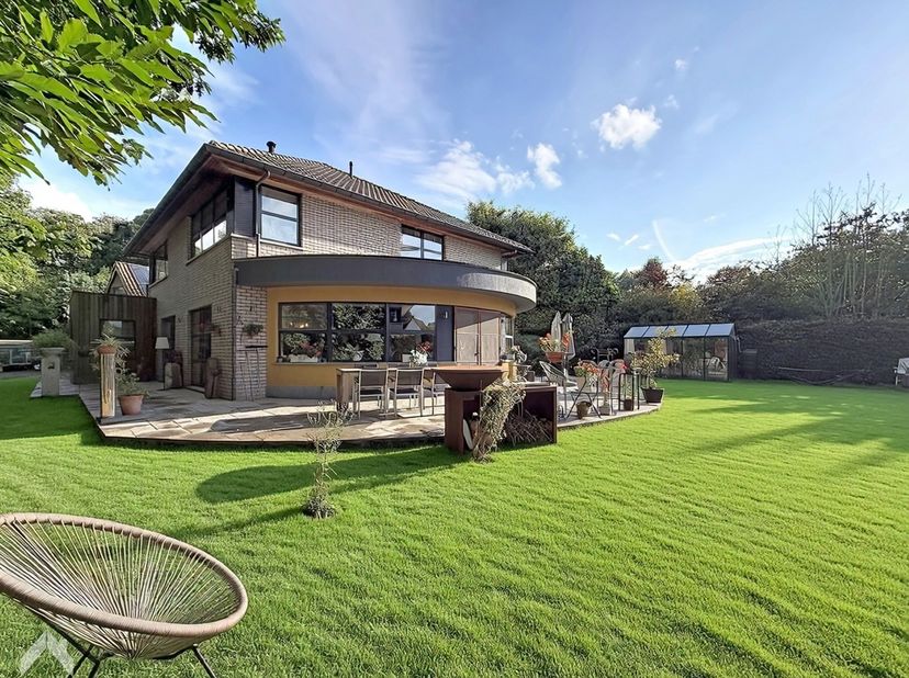 Huis te koop in Nieuwpoortsesteenweg 3A,
                    8470 Gistel
