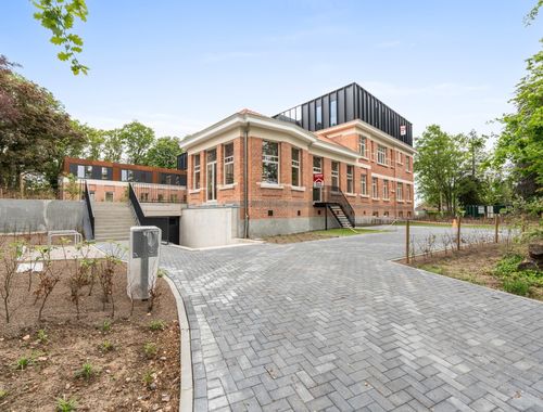                                         Espace de bureaux à vendre à Sint-Niklaas, € 249.000
