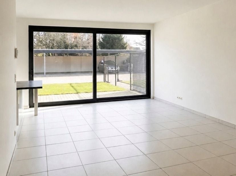 Appartement à louer
                    à 3621 Rekem