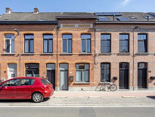                                         Rijwoning te koop in Lier, € 365.000
