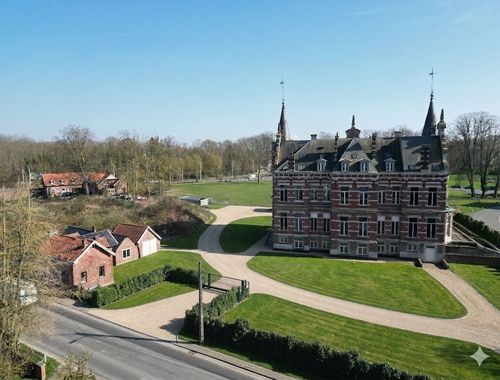                                         Maison à vendre à Ramegnies-Chin, € 1.750.000
