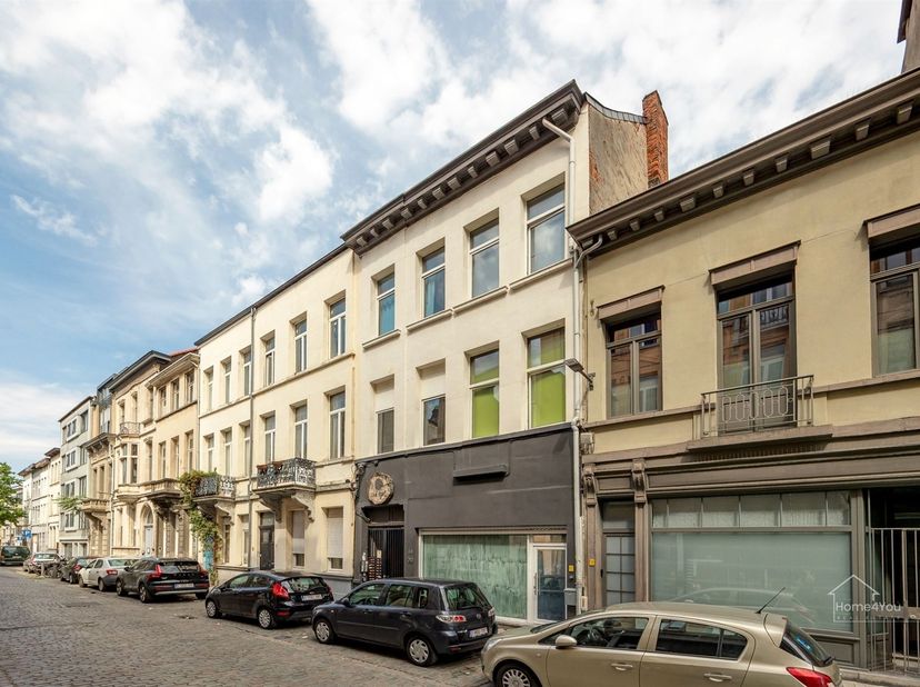 Appartement te koop in Dambruggestraat 68 bus 8,
                    2060 Antwerpen