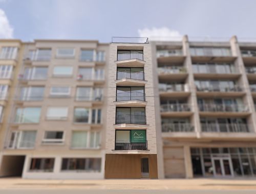                                         Appartement te koop in Oostduinkerke, € 425.000
