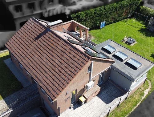                                         Eengezinswoning te koop in Merbes-le-Château, € 380.000
