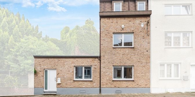 Huis te koop in Rue de l'Échelle 257, 4100 Seraing