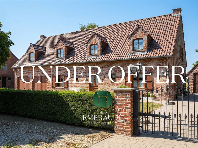Huis te koop in ,
                    7080 Sars-la-Bruyère