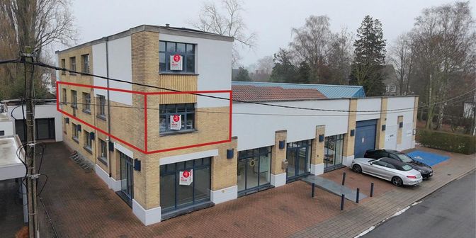 Bedrijfsvastgoed te huur in Peter Benoitstraat 11, 8800 Roeselare