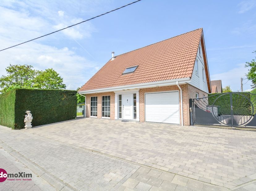 Ruime, moderne open bebouwing in rustige residentiële buurt in Elewijt<br />
<br />
In een rustige residentiële omgeving, vlak bij het Blosodomein H