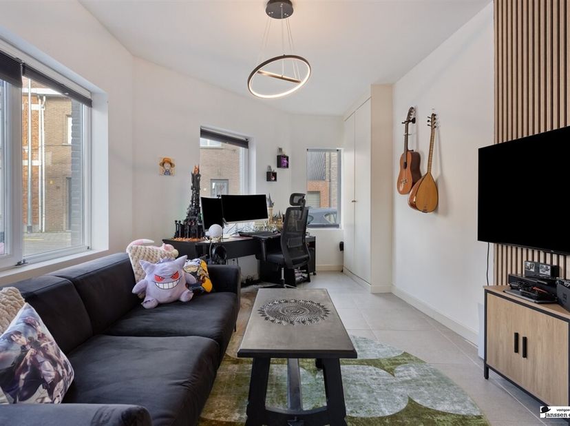 Si vous êtes à la recherche d'une maison moderne et lumineuse avec 2-3 chambres à coucher et un garage à Kruibeke, nous avons ce qu'il vous faut.<br /