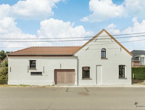                                         Uitzonderlijke woning te koop in Hamme, € 750.000
