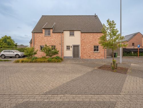                                         Villa te koop in Sijsele, € 689.000
