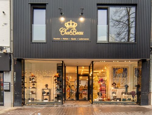                                         Bien commercial à vendre à Genk, € 420.000
