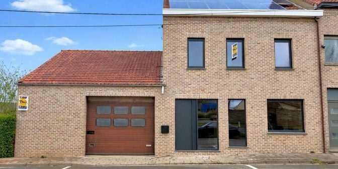 Huis te koop in Moeskroenstraat 582, 8930 Menen