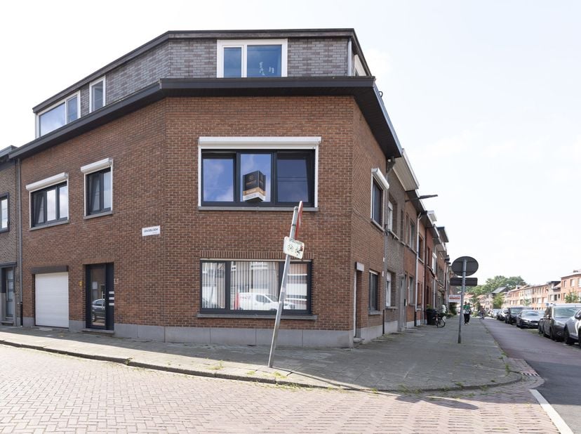 Appartement à vendre
                    à 2170 Merksem