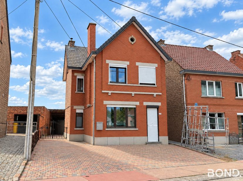 Huis te koop in Krawatenstraat 120,
                    3470 Kortenaken