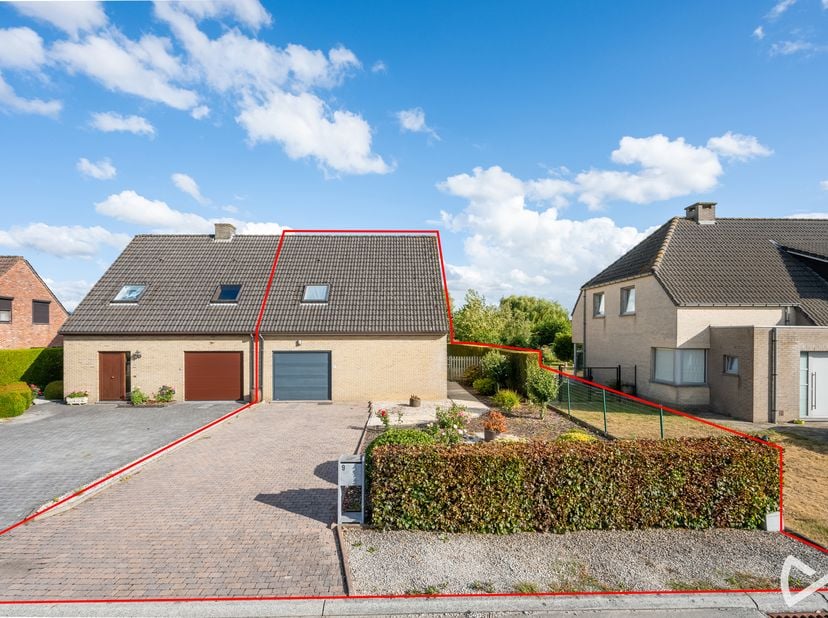 Huis te huur in ,
                    9700 Leupegem