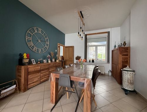                                        Eengezinswoning te koop in Basècles, € 315.000
