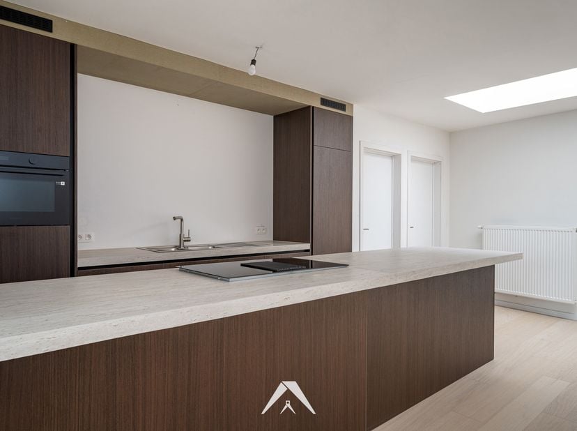 Appartement à vendre
                    à 8551 Heestert