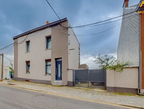                                         Woning te koop in Courcelles, € 229.000
