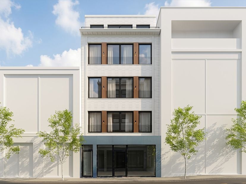 Gelegen in het beste deel van de winkelwandelstraat bieden we een geheel van 4 appartementen op de bovenliggende verdiepen aan.<br />
<br />
Bestaande