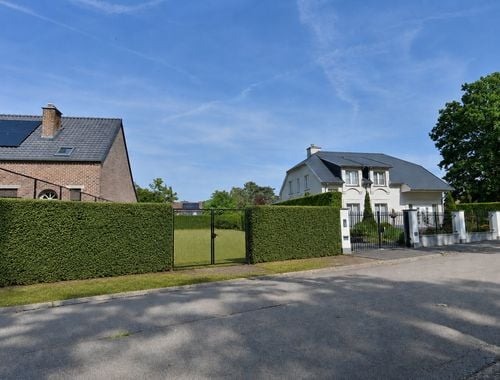                                         Bouwgrond te koop in Lanaken, € 225.000
